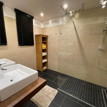 Haus Diel - Premium Apartments Mit Kueche Pettneu am Arlberg Exterior photo